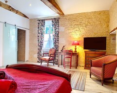 Koko talo/asunto Chambre Basquaise, 10 Minutes From Jonzac, In Charente-maritime (Bois, Ranska)