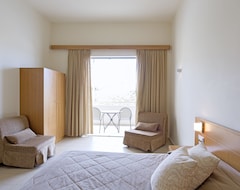 Anastasia Hotel & Suites Mediterranean Comfort (Rafina, Greece)