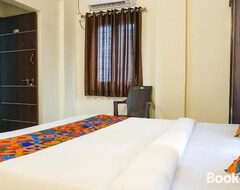 Fabhotel The Guest House (Pune, India)