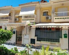 Cijela kuća/apartman Acogedor Bungalow Cerca De La Playa En Santa Pola (Santa Pola, Španjolska)