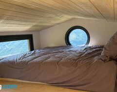 Koko talo/asunto Tiny House Avec Spa Privatif (Grailhen, Ranska)