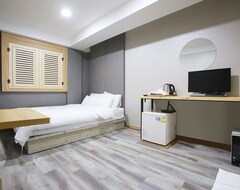 Hotel Raon (Uijeongbu, Corea del Sur)