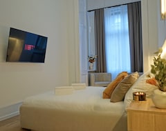 Toàn bộ căn nhà/căn hộ You Boutique Suites, Best Location by BQA (Budapest, Hungary)