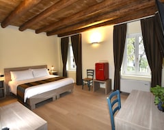 Khách sạn Le Palazzole (Lazise sul Garda, Ý)