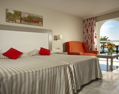 Hotel Apartamentos Turisticos Rio Marinas (Nerja, Spain)