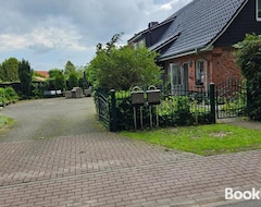 Toàn bộ căn nhà/căn hộ Ferienwohnung Am Park (Divitz-Spoldershagen, Đức)