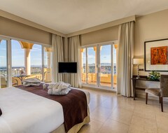 Serena Golf Aparthotel (La Manga, Spain)