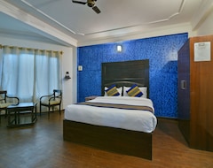 Hotel OYO 24795 Hills Ascot (Nainital, India)