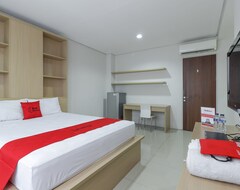 Hotel Reddoorz Plus @ Patal Senayan (Tulang Bawang, Indonesien)