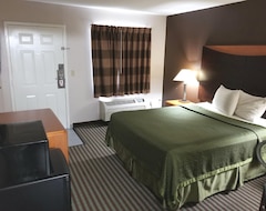 Hotel Cypress Inn (New Roads, USA)
