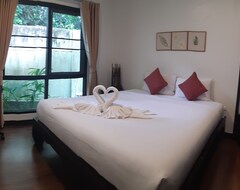 Hotel Cocoville (Phuket-Town, Thailand)
