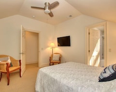 Hotel Gorgeous 6 Bedroom Home In Sea Pines, 3rd Row Ocean--beachside (Hilton Head Island, USA)