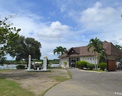 Hotel Alfheim Resort (Lapu-Lapu, Philippines)