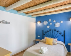 Koko talo/asunto Gorgeous Villa With Dreamlike Indoor Area In Frigiliana (Cómpeta, Espanja)
