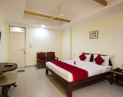 Hotel OYO 7976 Dilsukhnagar (Hyderabad, India)