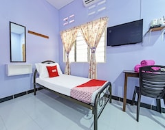 Otel Oyo 90660 Rayyans Roomstay (Pantai Kok, Malezya)
