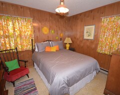 Casa/apartamento entero Glen Arbor-cottage W/ Big Glen Lake Waterfront Across Road-sleeps 8-pet Ok (Glen Arbor, EE. UU.)