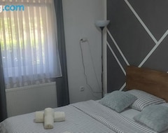 Casa/apartamento entero Two Bedroom Apartment (Kastav, Croacia)