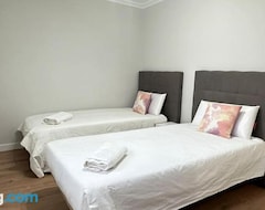 Tüm Ev/Apart Daire Apartamentos 2k - Apartamento En Playa De Brazomar Reformado (Castro Urdiales, İspanya)