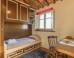 Toàn bộ căn nhà/căn hộ 3 Bedroom Accommodation In Massarosa (Massarosa, Ý)
