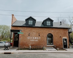 Toàn bộ căn nhà/căn hộ Riverside Getaway // Rev Up, Connect, Rest (Carver, Hoa Kỳ)