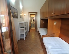 Koko talo/asunto Appartamento-attico A La Maddalena Con Vista Mozzafiato Ampia Terrazza Coperta (La Maddalena, Italia)