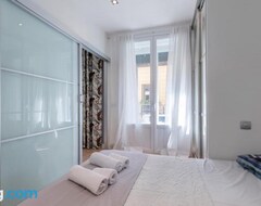 Cijela kuća/apartman 1 Bedroom 1 Bathroom Furnished - Sol - Downtown - Minty Stay (Madrid, Španjolska)