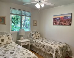Cijela kuća/apartman Secluded Cottage On Tropical Flower Farm - Private Hot Tub (Hena, Sjedinjene Američke Države)
