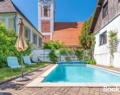 Toàn bộ căn nhà/căn hộ Beautiful Apartment In Gottsdorf With Outdoor Swimming Pool, Heated Swimming Pool And 1 Bedrooms (Kirchschlag, Áo)
