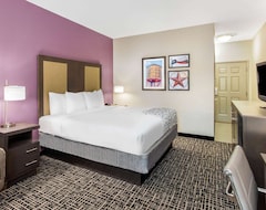 Khách sạn La Quinta Inn & Suites Hillsboro (Hillsboro, Hoa Kỳ)
