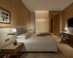Hotel The Dubai Edition (Dubái, Emiratos Árabes Unidos)