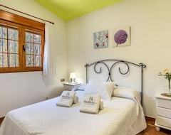 Cijela kuća/apartman Homey Villa With Fenced Garden In Granada Province (Salar, Španjolska)