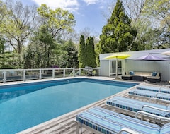 Koko talo/asunto Family-Friendly House, Large Heated Pool, Landscape Gardens, Near Private Beach (East Hampton, Amerikan Yhdysvallat)