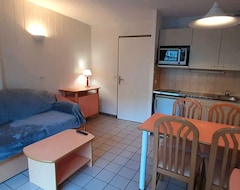 Hotel Building In The Center Of Allevard With Internet, Parking (Allevard, France)