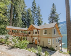 Khách sạn Lazy Bear Lodge by NW Comfy Cabins (Leavenworth, Hoa Kỳ)