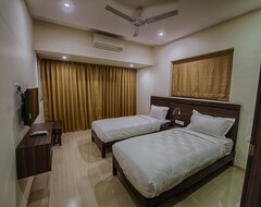 Otel SinQ Suites (Panaji, Hindistan)