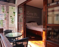 Cozy Hotel (Vientiane, Laos)