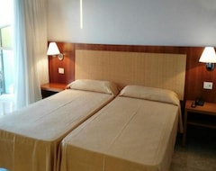 Hotel Encant (El Arenal, España)