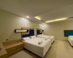 Hotel Alinson Boutique Resident (Batu Ampar, Indonesia)