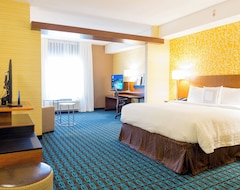 Khách sạn Fairfield Inn & Suites By Marriott Dickson (Dickson, Hoa Kỳ)