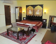 Khách sạn Sunder Residency (Dehradun, Ấn Độ)