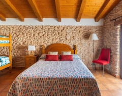 Cijela kuća/apartman Holiday Home Casa La Pedania With Private Pool, Wi-fi And Air Conditioning (El Camp de Mirra, Španjolska)