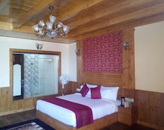 Hotel Kamna Hill Resort (Shimla, India)