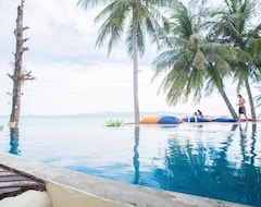 Hotel B52 Beach Resort (Thong Sala, Thailand)