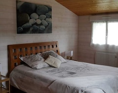 Koko talo/asunto New! Cozy House 15 Mins From Lake Lacanau (Sainte-Hélène, Ranska)
