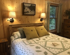 Tüm Ev/Apart Daire Beachcombers Cottage: The Perfect Beachfront Vacation Retreat On Lake Superior (Chocolay Charter Township, ABD)
