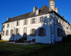 Toàn bộ căn nhà/căn hộ Elegant Spacious Manor House In Lower Normandy Near Mt St Michel Sleeps 15 (Fontenay, Pháp)