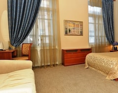 Guesthouse Sonata at Palace Square (St Petersburg, Russia)