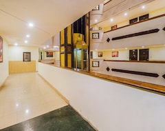 Townhouse Hotel Taksonz (Ludhiana, Indija)