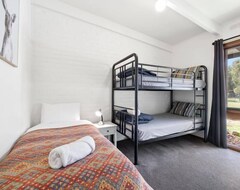 Aparthotel Halls Haven Holiday Units (Halls Gap, Australia)